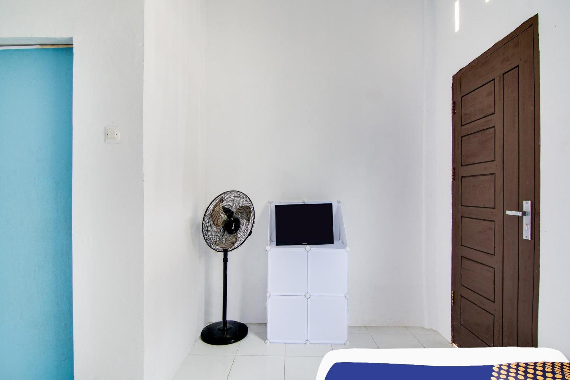 Spot On 91858 Raja Homestay Syariah Pakanbaru Exteriör bild